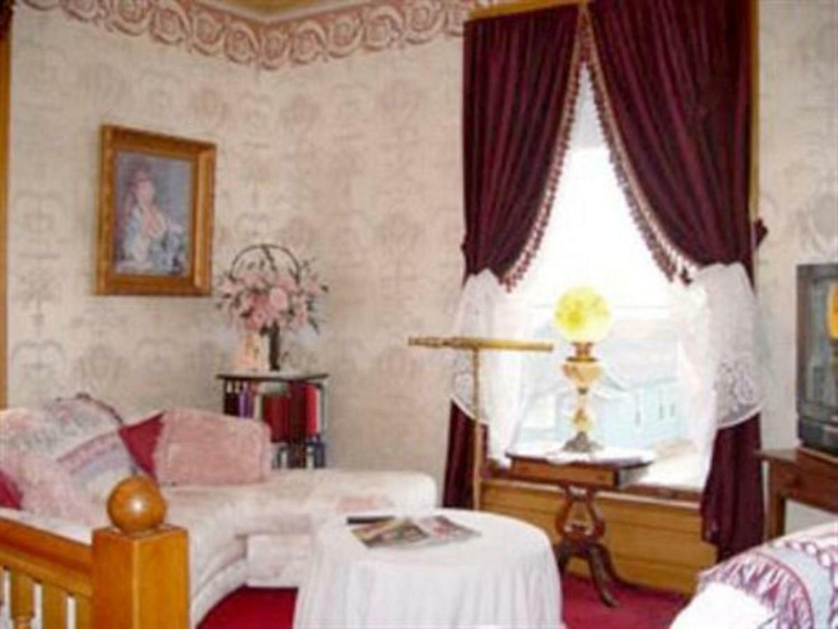 Port City Victorian Inn Muskegon Eksteriør billede