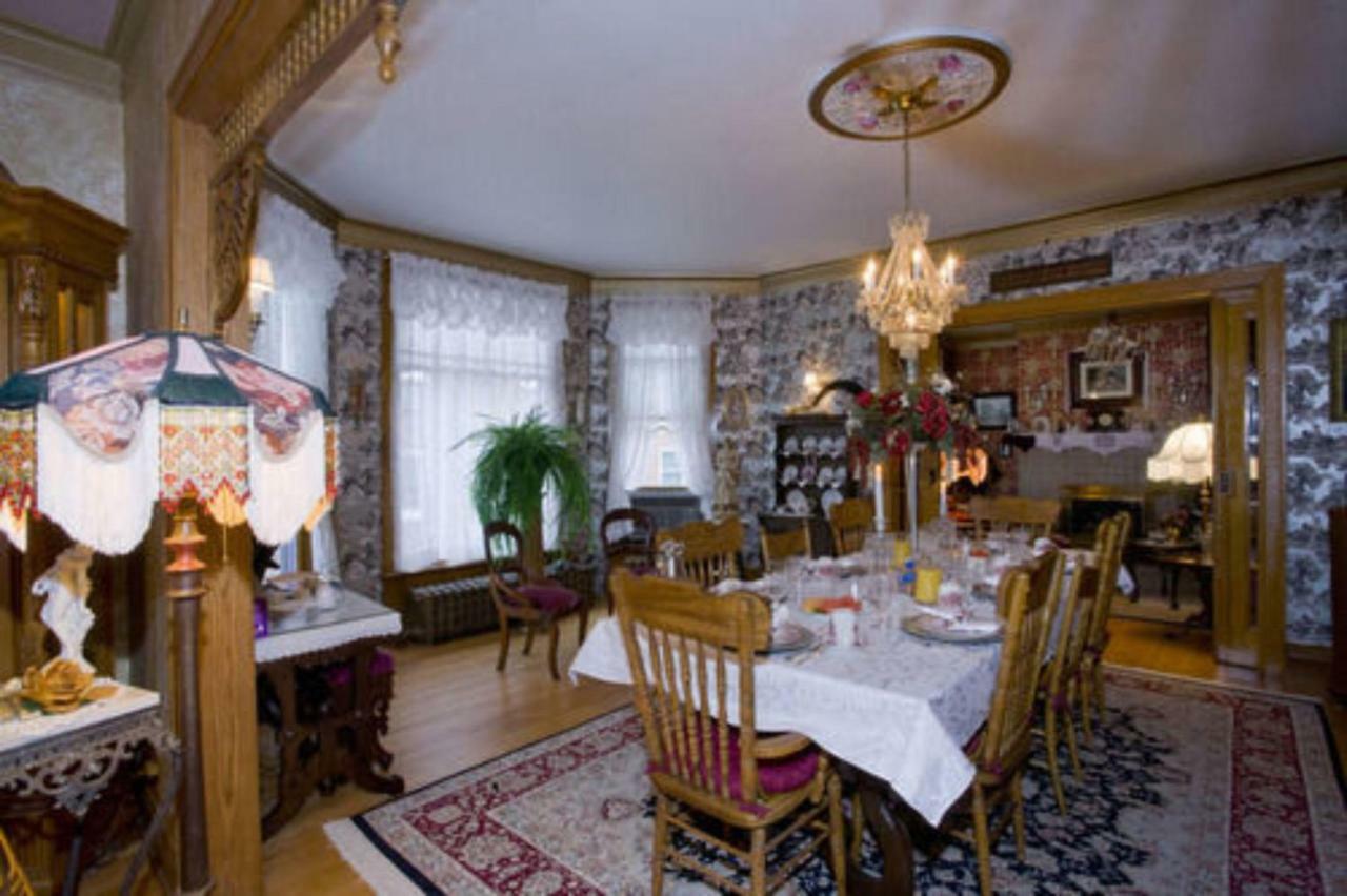 Port City Victorian Inn Muskegon Eksteriør billede